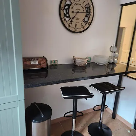 Grande Maison Climatisee Pour 13 Voyageurs *