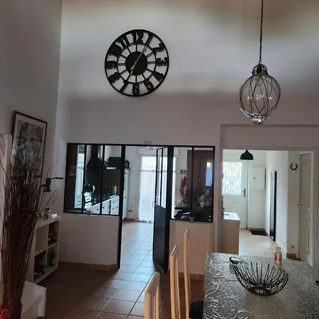 Grande Maison Climatisee Pour 13 Voyageurs *